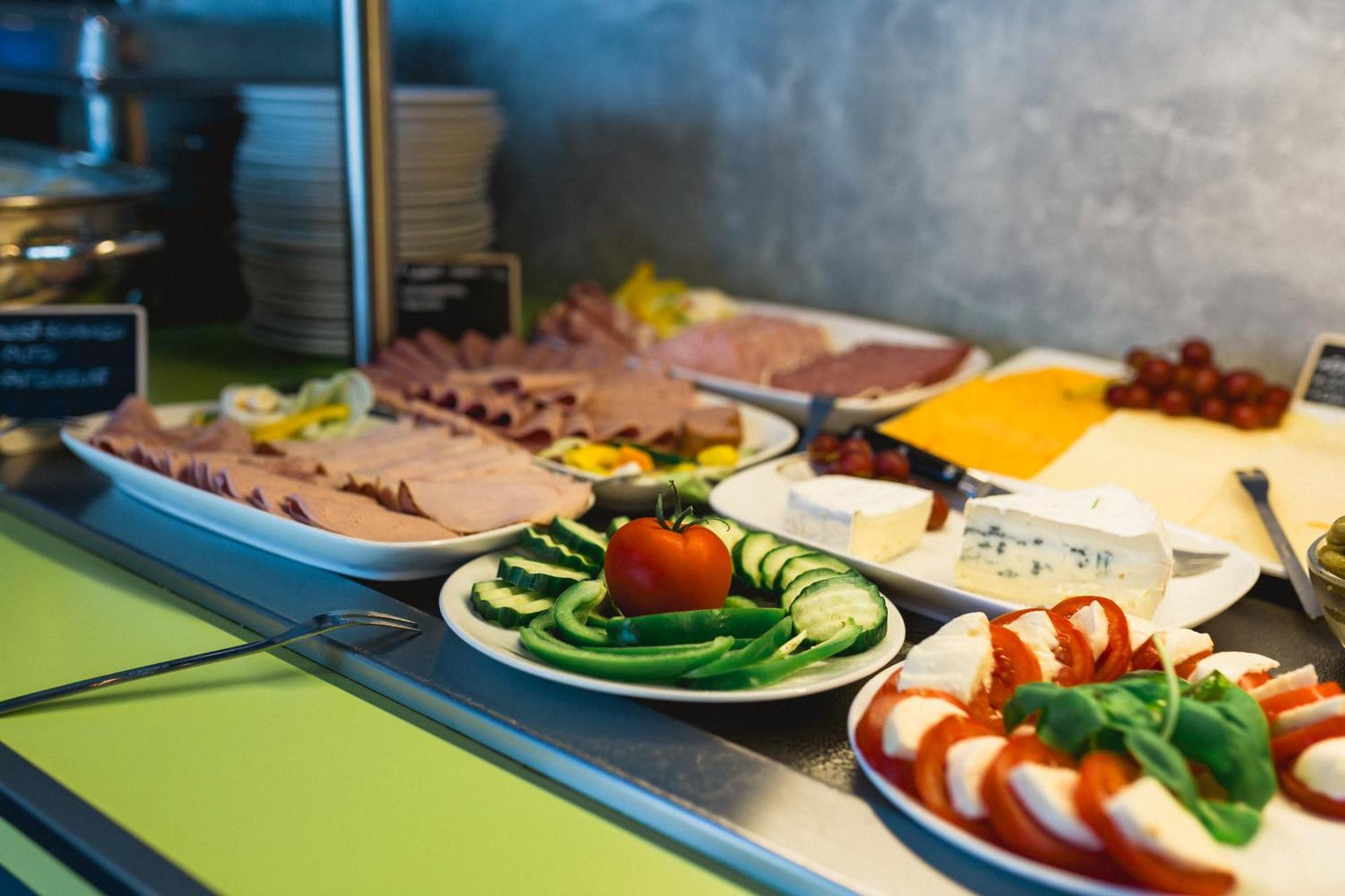 Sleepysleepy Dillingen Hotel 3*